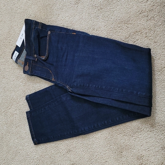 LOFT Denim - NWT LOFT Jean Leggings - size 00 24"